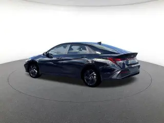 Hyundai ELANTRA 2026 SEL Sport 4dr Sedán