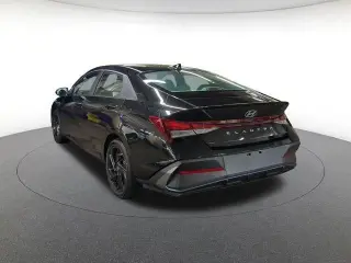 Hyundai ELANTRA 2026 SEL Sport 4dr Sedán