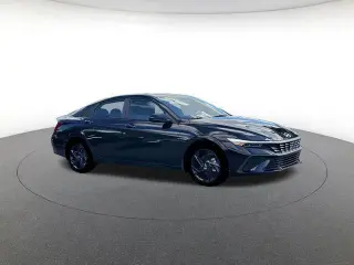Hyundai ELANTRA 2026 SEL Sport 4dr Sedán