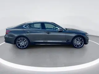 Genesis G70 2025 2.5T Standard 4dr Sedán
