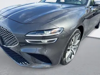 Genesis G70 2025 2.5T Standard 4dr Sedán