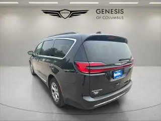 Chrysler Pacifica 2023 Limited 4dr Mini-Van