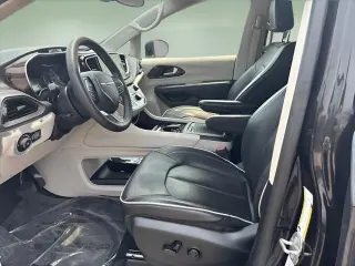 Chrysler Pacifica 2023 Limited 4dr Mini-Van