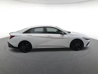 Hyundai ELANTRA 2026 SEL Sport 4dr Sedán