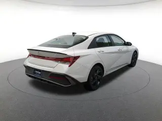 Hyundai ELANTRA 2026 SEL Sport 4dr Sedán