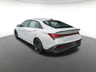 Hyundai ELANTRA 2026 SEL Sport 4dr Sedán