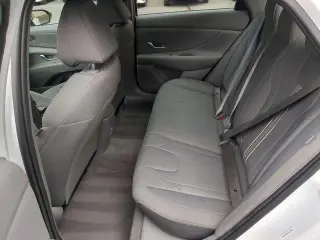 Hyundai ELANTRA 2026 SEL Sport 4dr Sedán