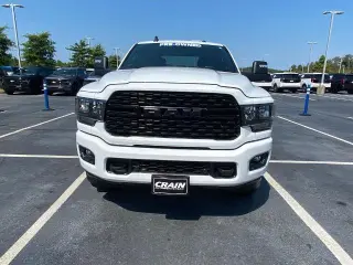 Ram 2500 2024 4x4 Big Horn 4dr Crew Cab 6.3 ft. SB Pickup