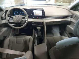 Hyundai ELANTRA 2026 SEL Sport 4dr Sedán