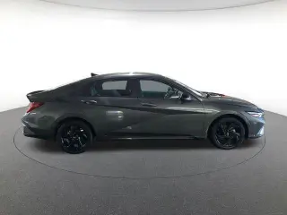 Hyundai ELANTRA 2026 SEL Sport 4dr Sedán