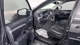 Toyota Highlander 2019