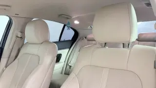 Lincoln MKS 2015