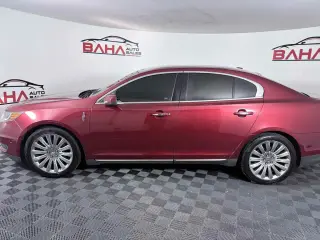 Lincoln MKS 2015