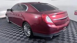 Lincoln MKS 2015