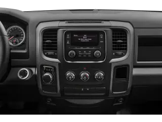 Ram 1500 2018 4x4 Express 4dr Crew Cab 5.5 ft. SB Pickup
