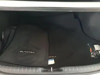 Hyundai ELANTRA 2026 SEL Sport 4dr Sedan