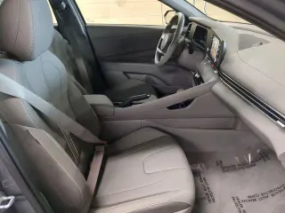 Hyundai ELANTRA 2026 SEL Sport 4dr Sedán