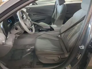 Hyundai ELANTRA 2026 SEL Sport 4dr Sedán