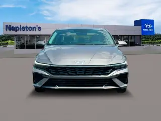 Hyundai ELANTRA 2024 Limited 4dr Sedán