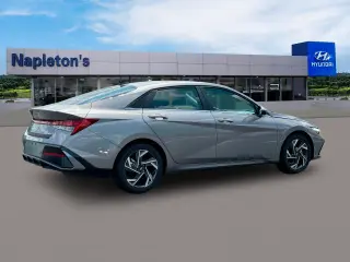Hyundai ELANTRA 2024 Limited 4dr Sedán