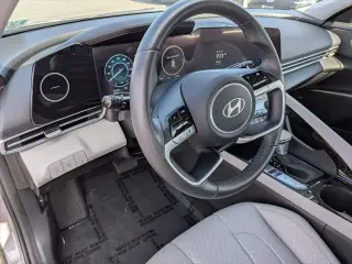 Hyundai ELANTRA Híbrido 2025 Limited Sedán 4 puertas