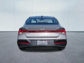 Hyundai ELANTRA Híbrido 2025 Limited Sedán 4 puertas