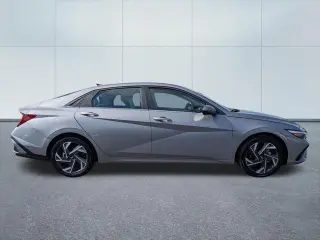 Hyundai ELANTRA Híbrido 2025 Limited Sedán 4 puertas