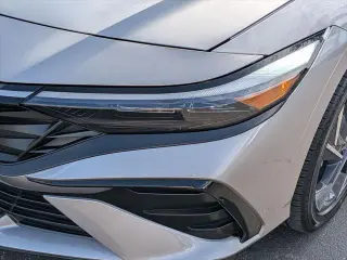 Hyundai ELANTRA Híbrido 2025 Limited Sedán 4 puertas