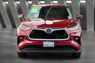 Toyota Highlander Hybrid 2021 AWD XLE 4dr SUV