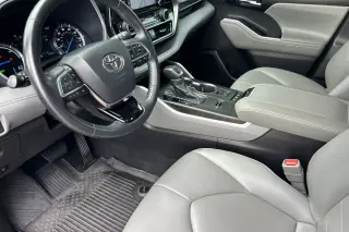 Toyota Highlander Hybrid 2021 AWD XLE 4dr SUV