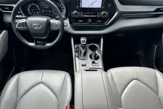 Toyota Highlander Hybrid 2021 AWD XLE 4dr SUV