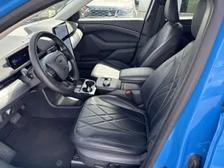 2022 Ford Mustang Mach-E