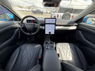 2022 Ford Mustang Mach-E