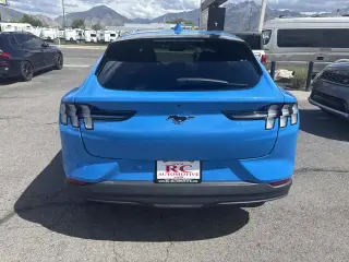 2022 Ford Mustang Mach-E