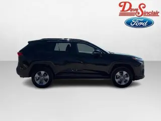 Toyota RAV4 2025 AWD XLE 4dr SUV