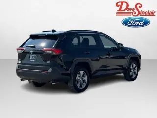 Toyota RAV4 2025 AWD XLE 4dr SUV