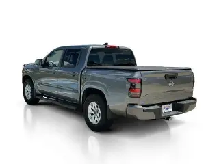 Nissan Frontier 2024 4x2 SV 4dr Crew Cab 5 ft. SB