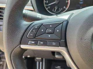 Nissan Altima 2025 2.5 SV 4dr Sedán