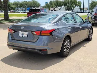 Nissan Altima 2025 2.5 SV 4dr Sedán
