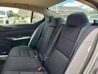 Nissan Altima 2025 2.5 SV 4dr Sedán