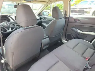 Nissan Altima 2025 2.5 SV 4dr Sedán