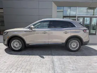 Lincoln Nautilus 2019 4 SUV