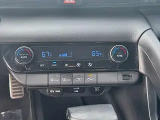 Hyundai ELANTRA 2025 SEL Sport 4dr Sedán
