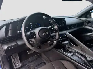 Hyundai ELANTRA 2025 SEL Sport 4dr Sedán
