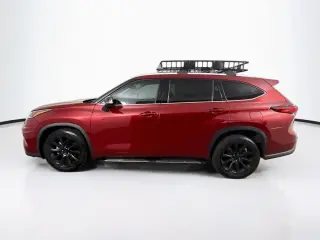 Toyota Highlander 2022 XLE 4dr SUV