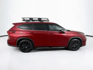 Toyota Highlander 2022 XLE 4dr SUV