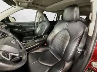 Toyota Highlander 2022 XLE 4dr SUV