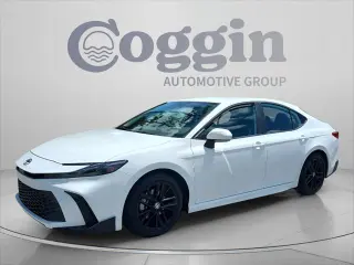 Toyota Camry 2025 SE 4dr Sedán