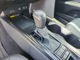 Toyota Camry 2025 SE 4dr Sedán