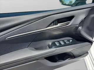 Toyota Camry 2025 SE 4dr Sedán